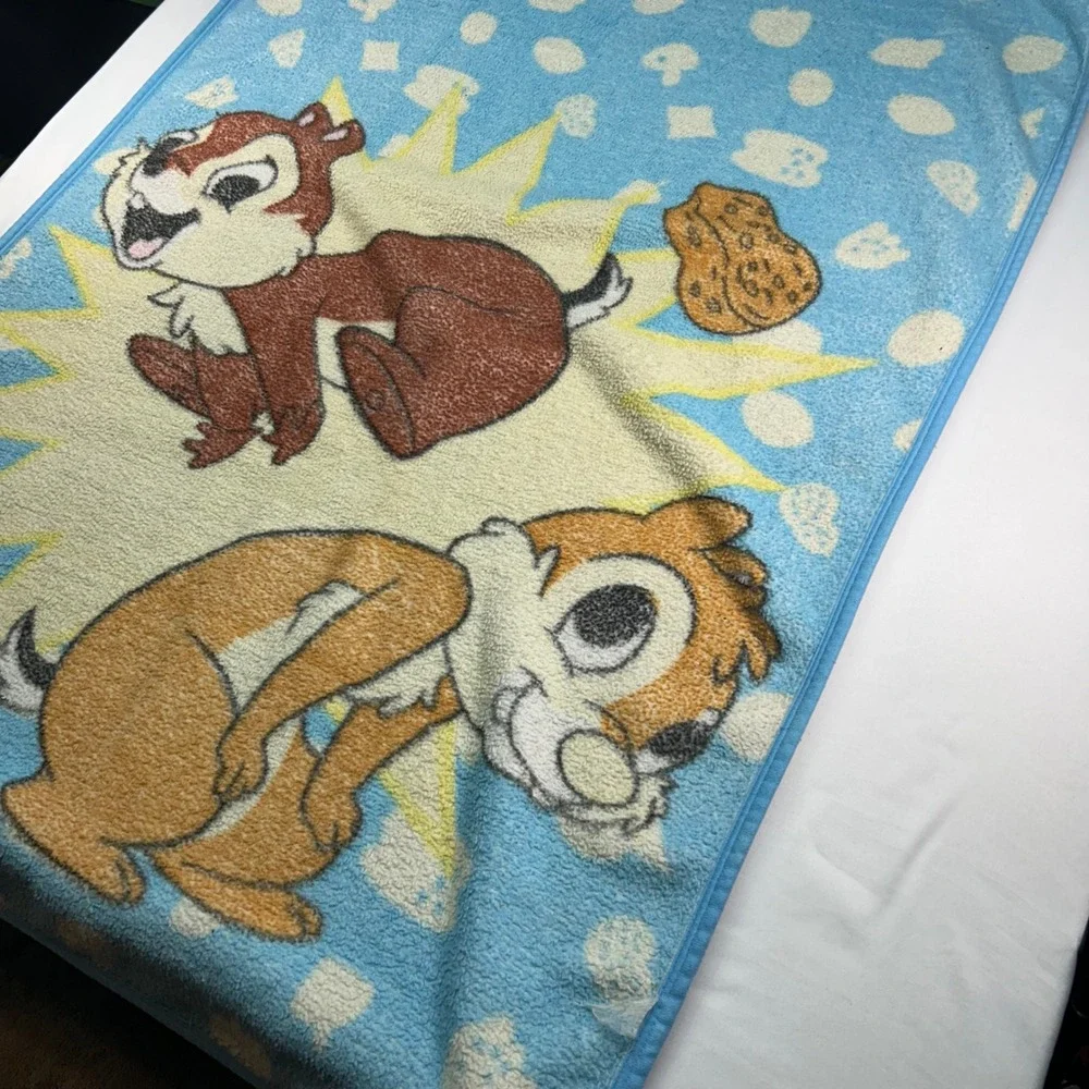 Disney Chip n Dale Blue‎ Fleece Throw Blanket Peanuts Acorns Kids Nursery 39x54